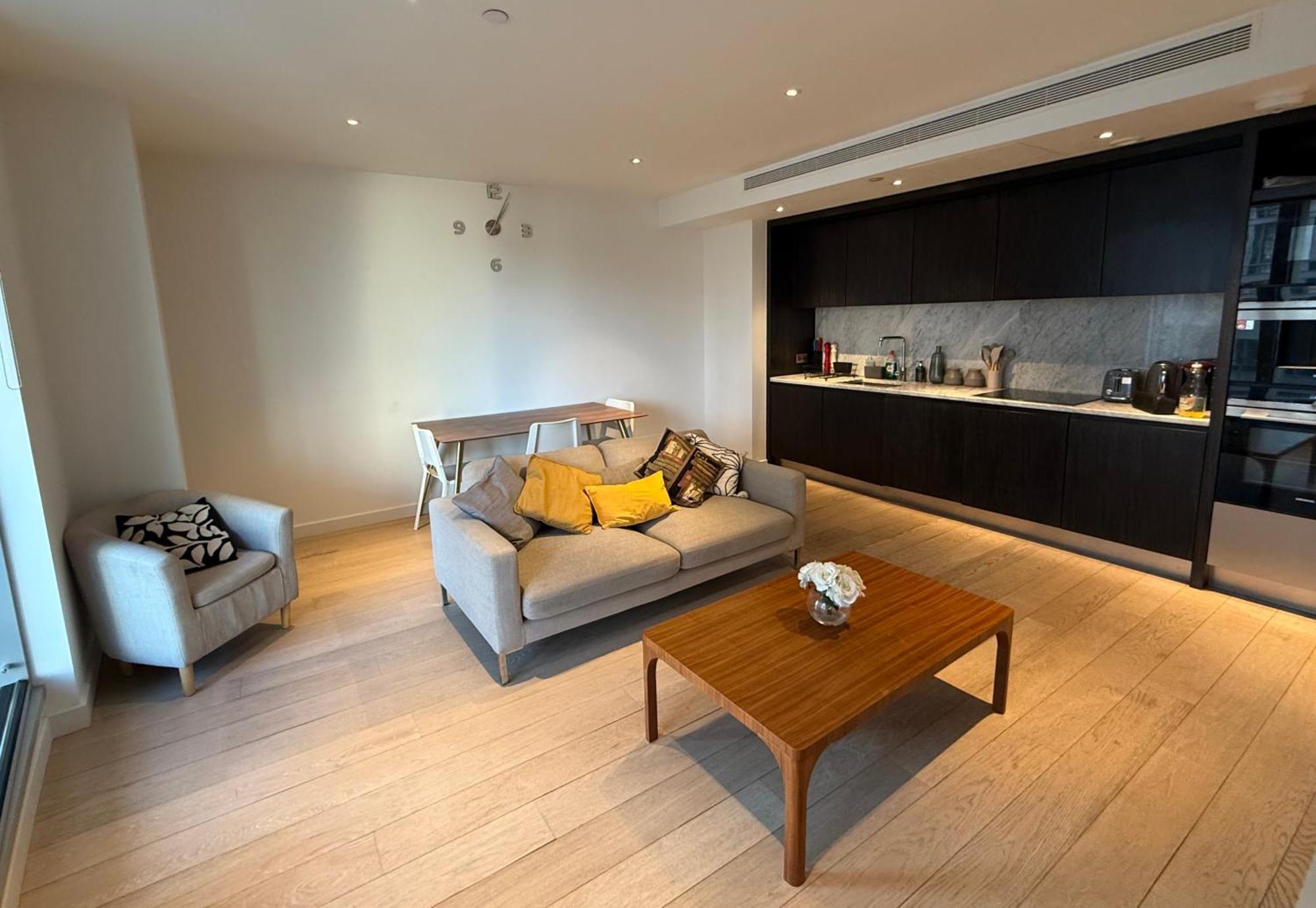 Luxury Modern 2 Bed Flat With Balcony And City View - Canary Wharf City Center London Bagian luar foto