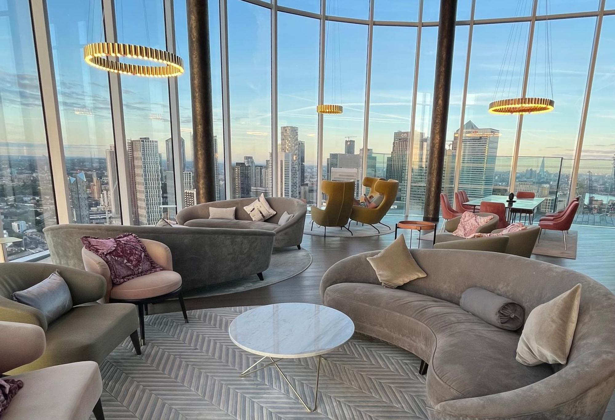 Luxury Modern 2 Bed Flat With Balcony And City View - Canary Wharf City Center London Bagian luar foto