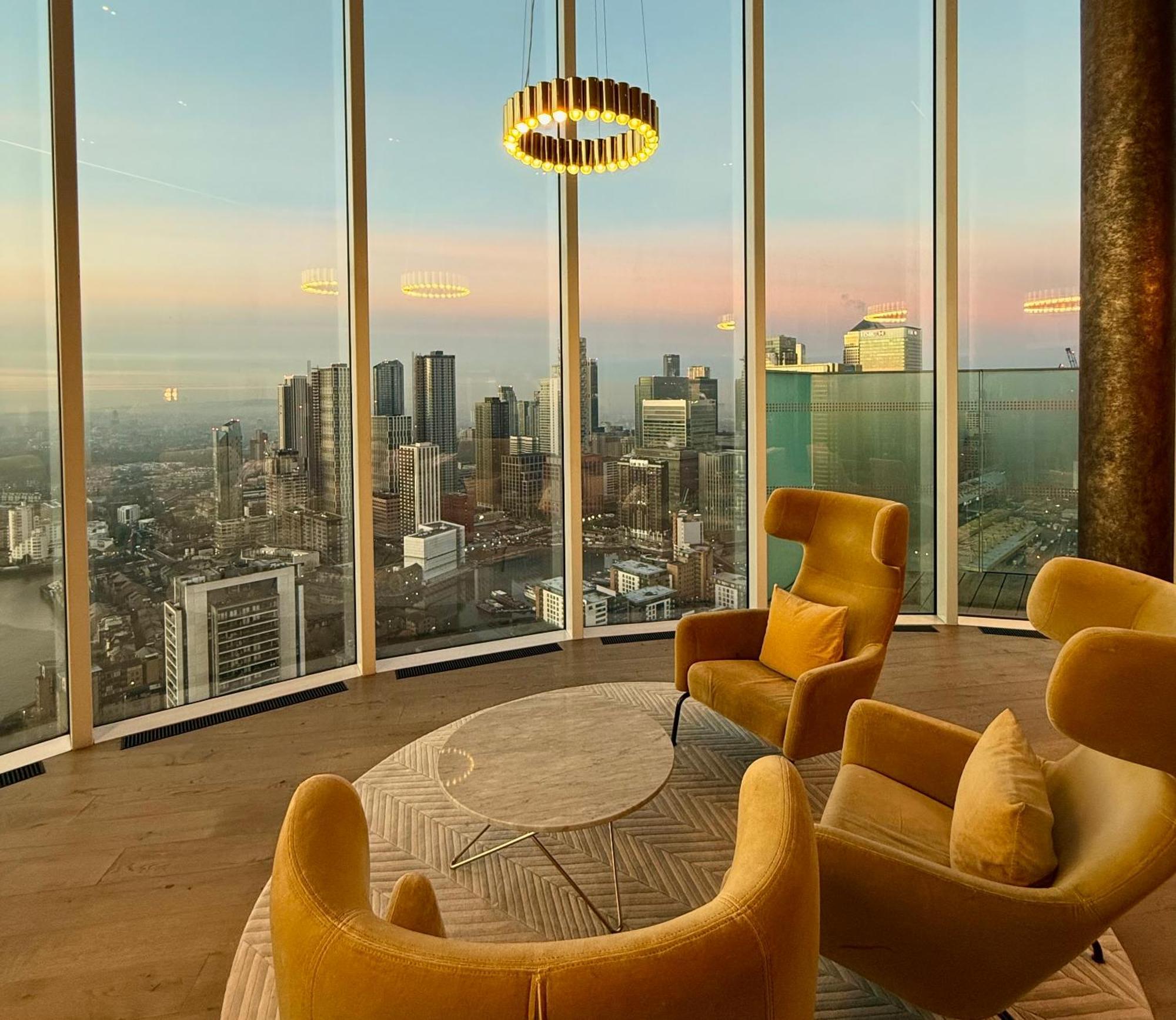Luxury Modern 2 Bed Flat With Balcony And City View - Canary Wharf City Center London Bagian luar foto